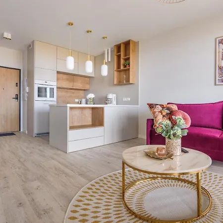 Apartment Modern Tower, Sun&snow *