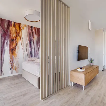 Apartment Modern Tower, Sun&snow